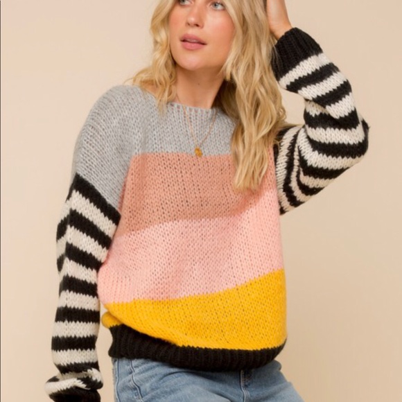 Hem & Thread Sweaters - Knit Color block crew neck sweater